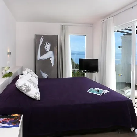 Pantokrator Szálloda