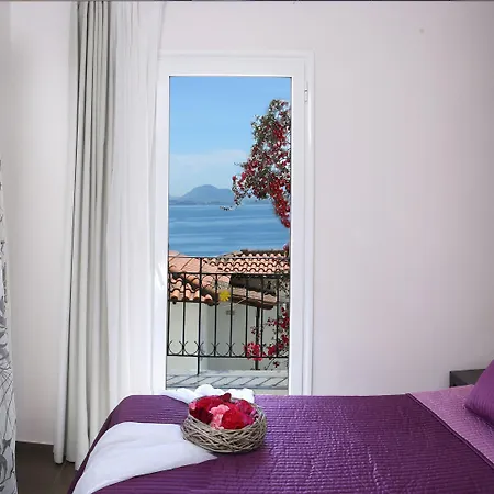 فندق Pantokrator 3*