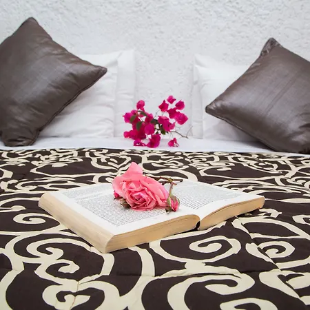 فندق Pantokrator