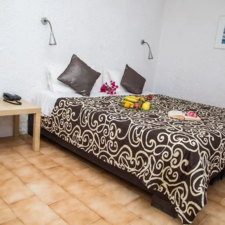 Hotell Pantokrator 3*