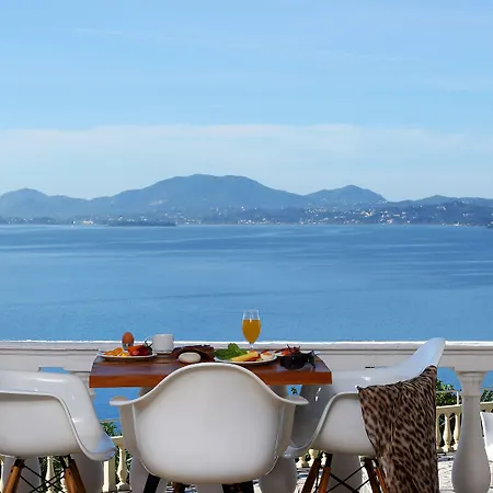 Pantokrator Hotell 3*