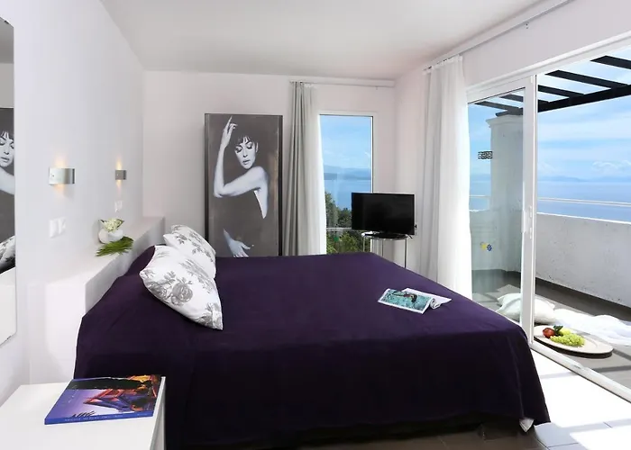 Pantokrator Szálloda